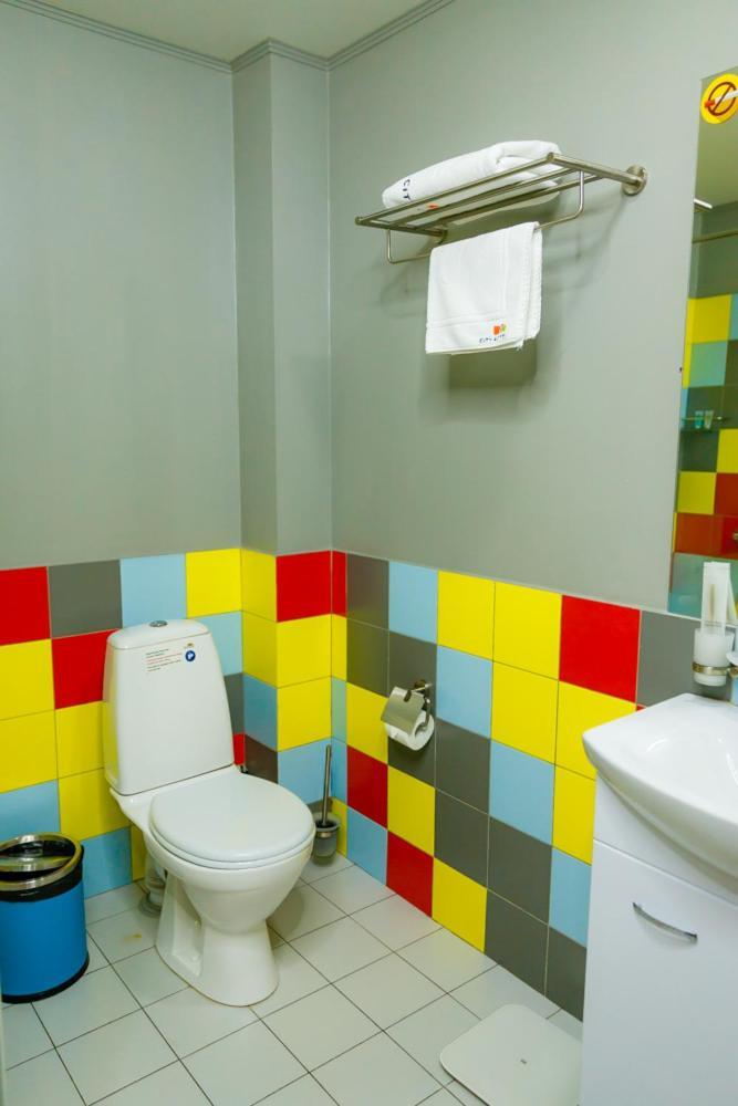 City Hotel Shymkent Eksteriør billede